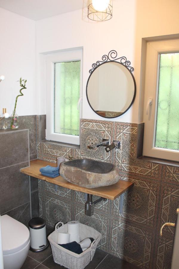 Rivendell 9 Villa Моншау Екстериор снимка