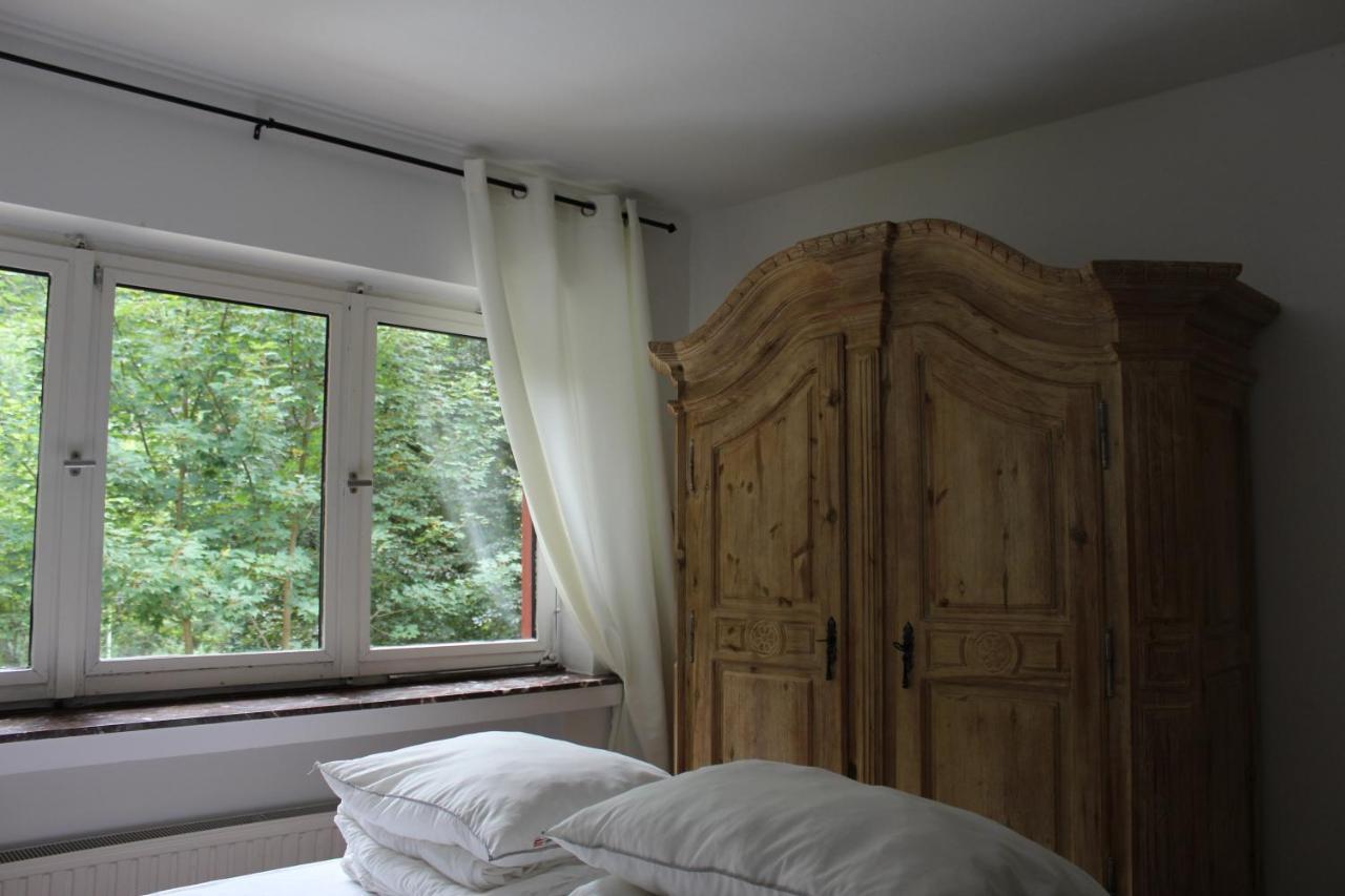 Rivendell 9 Villa Моншау Екстериор снимка