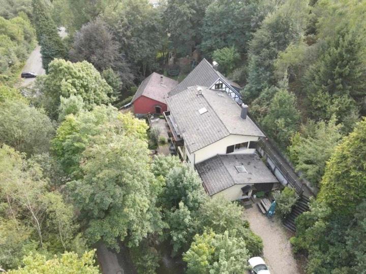 Rivendell 9 Villa Моншау Екстериор снимка